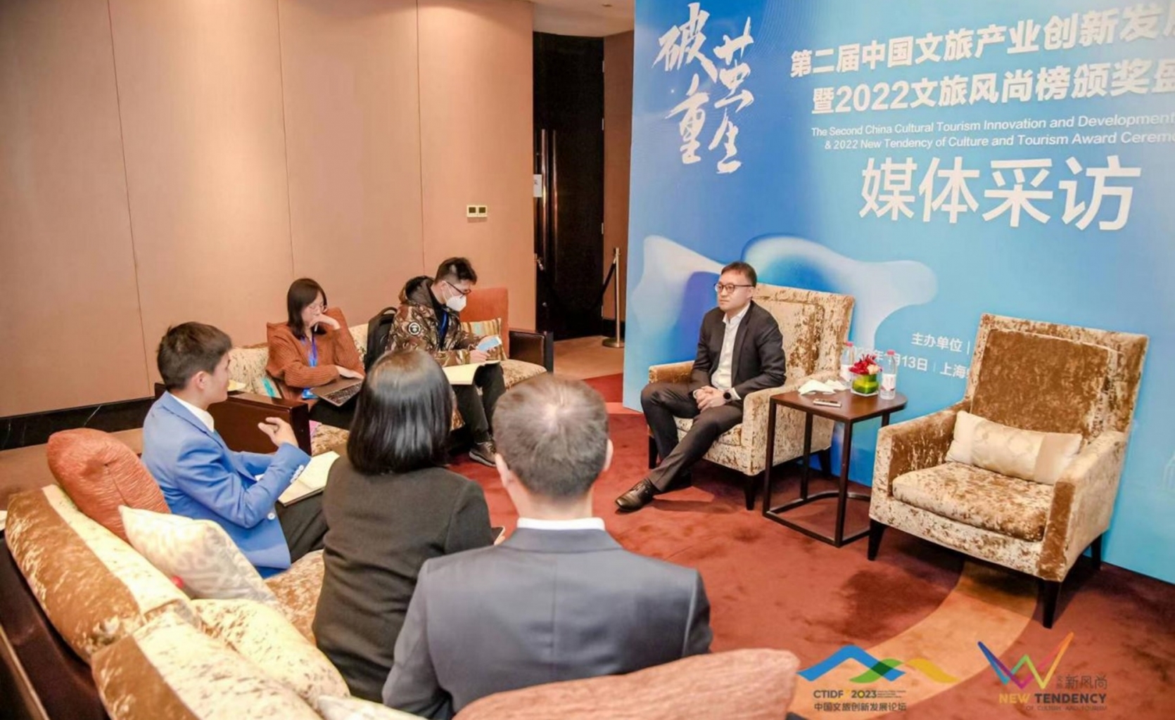 冰球突破-冰球电游豪华版_MG冰球游戏